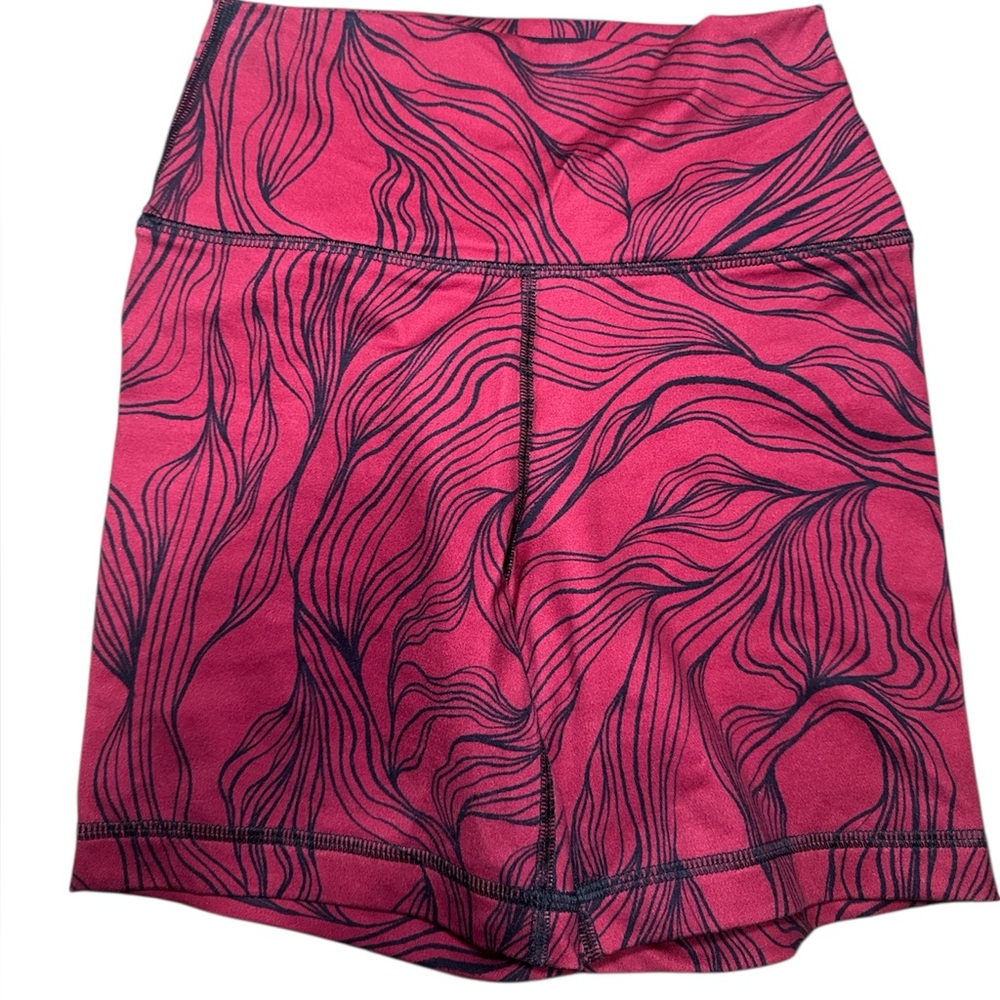 Fleo High Rise Red and Black Shorts XS